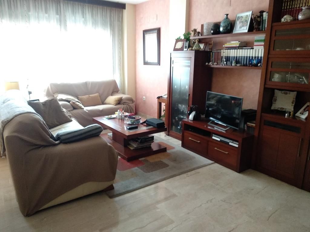 Sala d'estar de Casa adosada en venda en Castellón de la Plana / Castelló de la Plana