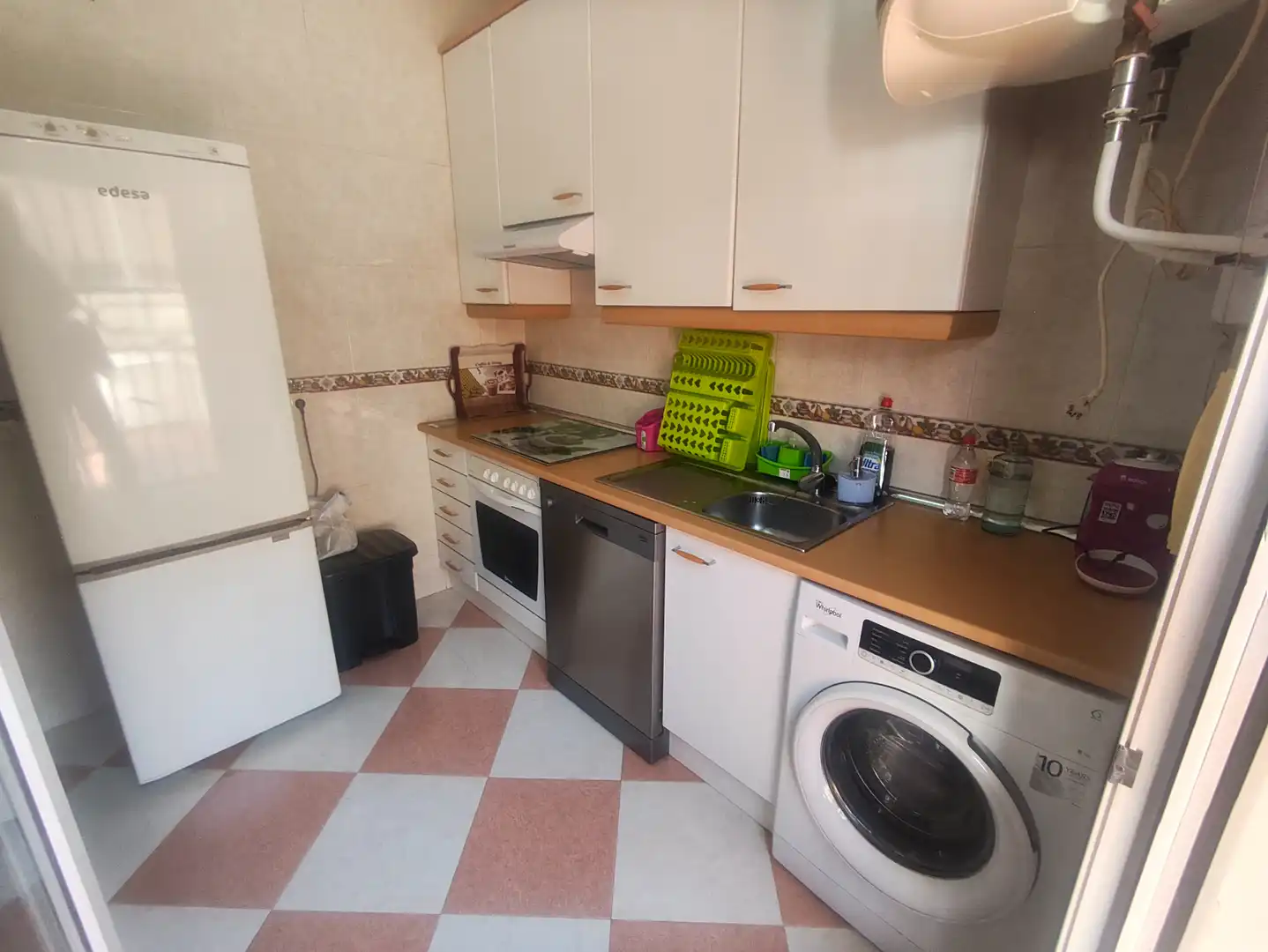 Kitchen of Flat for rent in Valmojado  with Air Conditioner, Heating and Private garden