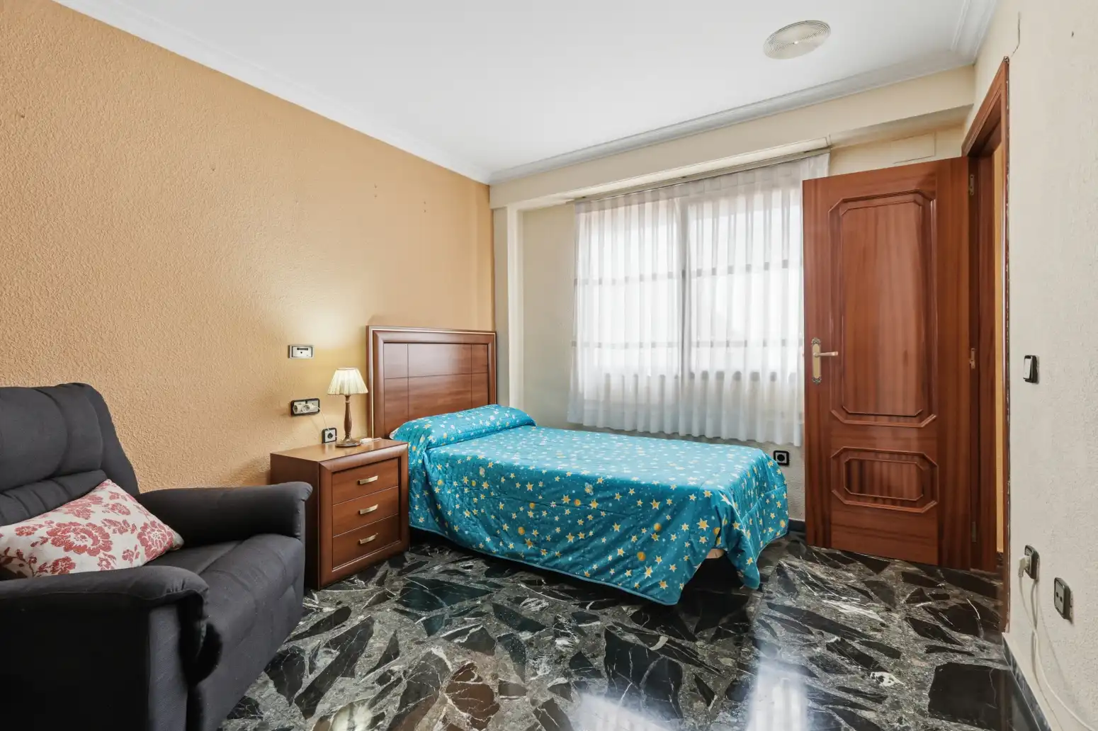 Habitación de Casa o chalet en venta en Alaquàs con Aire acondicionado, Terraza y Trastero