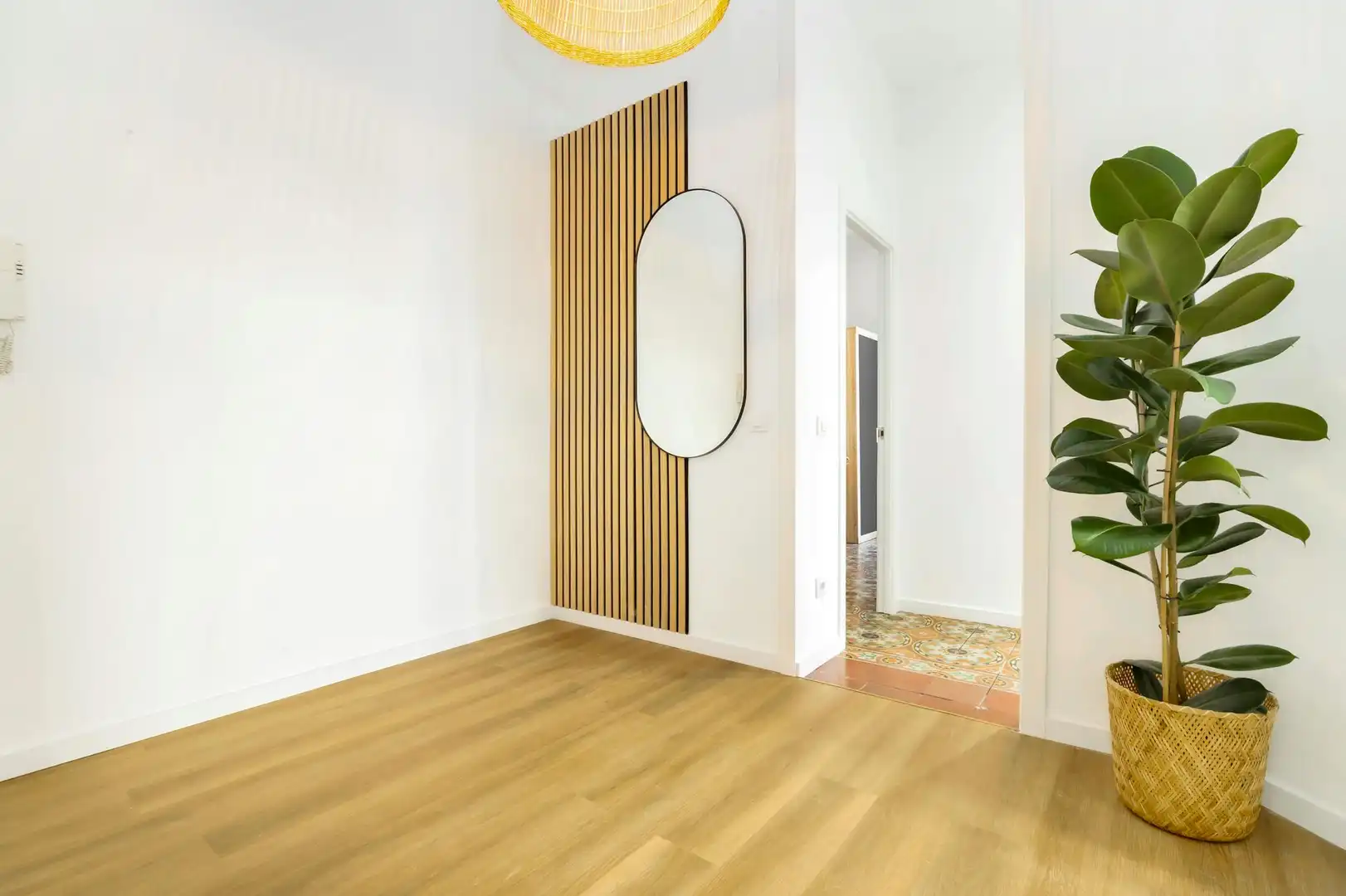 Flat for share in Barcelona  with Heating, Washing machine and TV