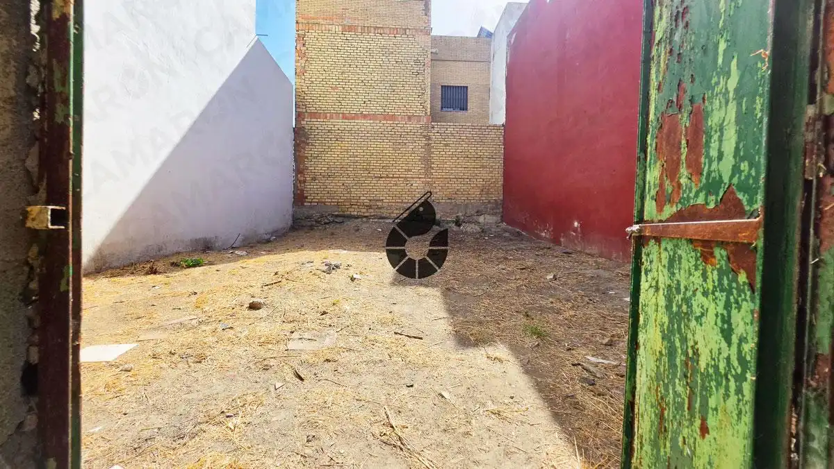 Lands and plots for sale in Avenida Palomares, imagen 3