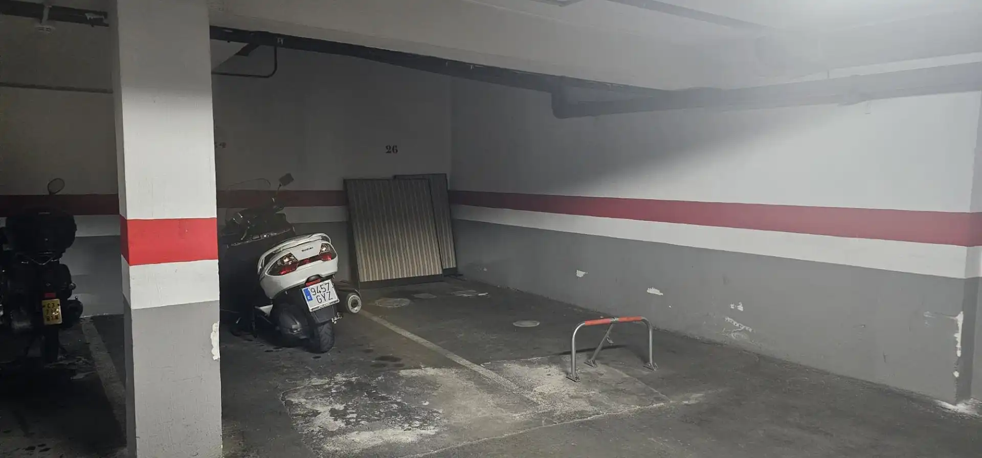 Parkplatz von Garage zum Verkauf in Granada