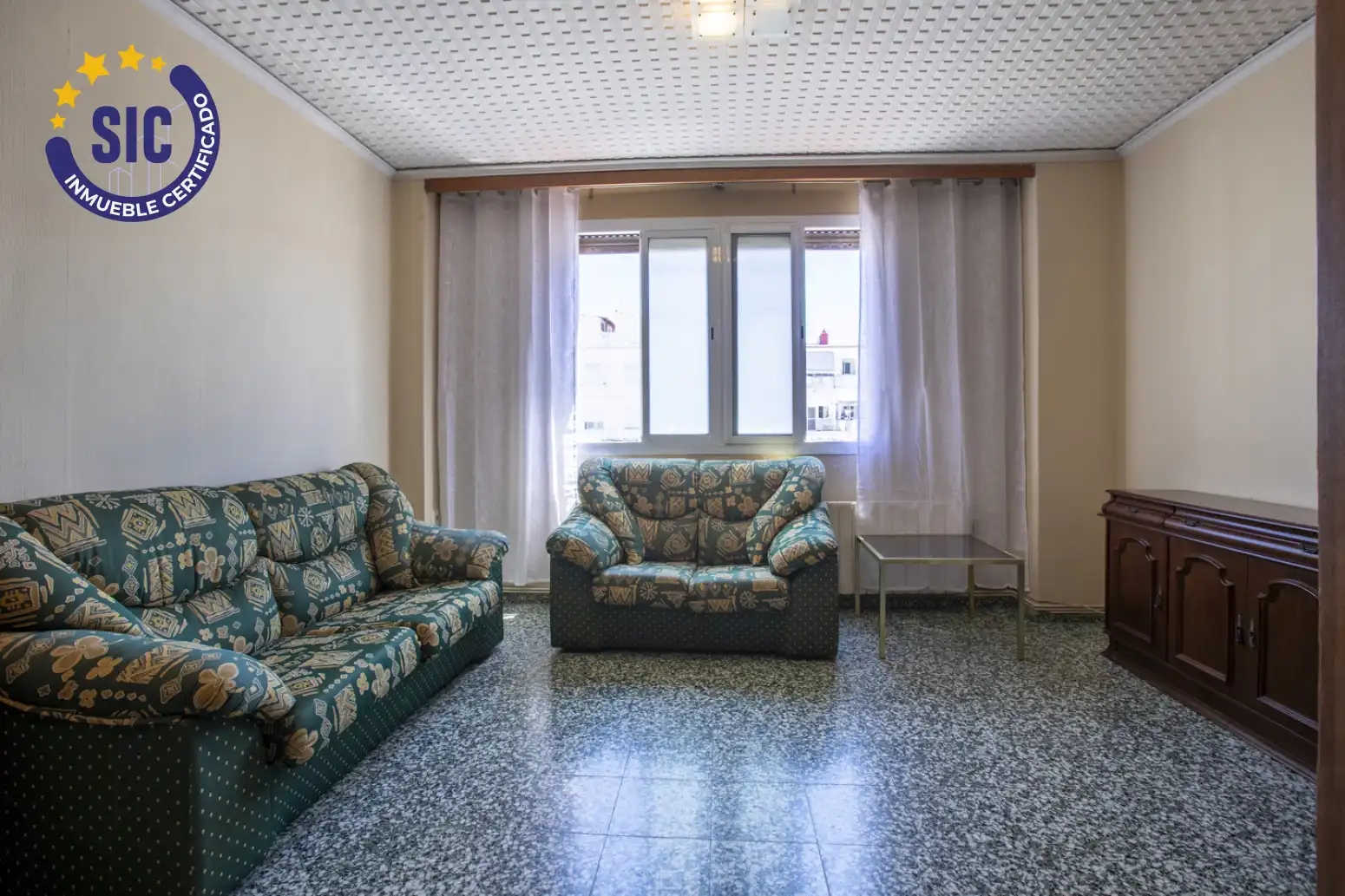 Sala de estar de Piso en venta en Valencia con Calefacción, Trastero y Balcón