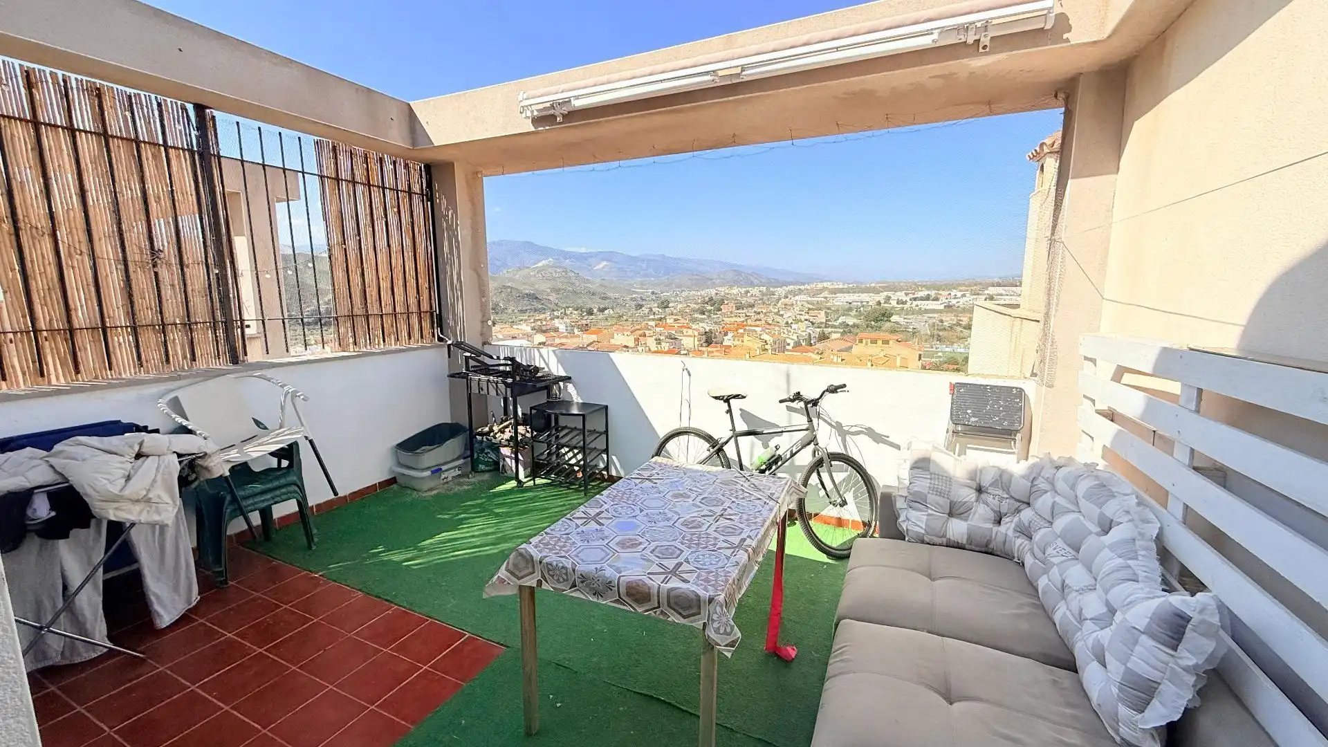 Terrasse von Dachboden zum Verkauf in Fines