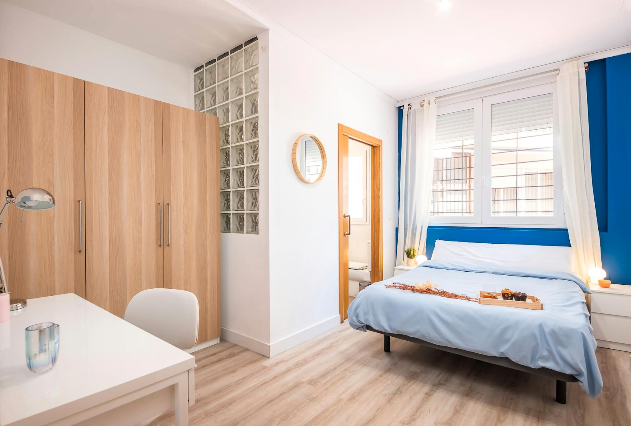 Dormitori de Pis per a compartir en  Valencia Capital amb Aire condicionat, Calefacció i Moblat