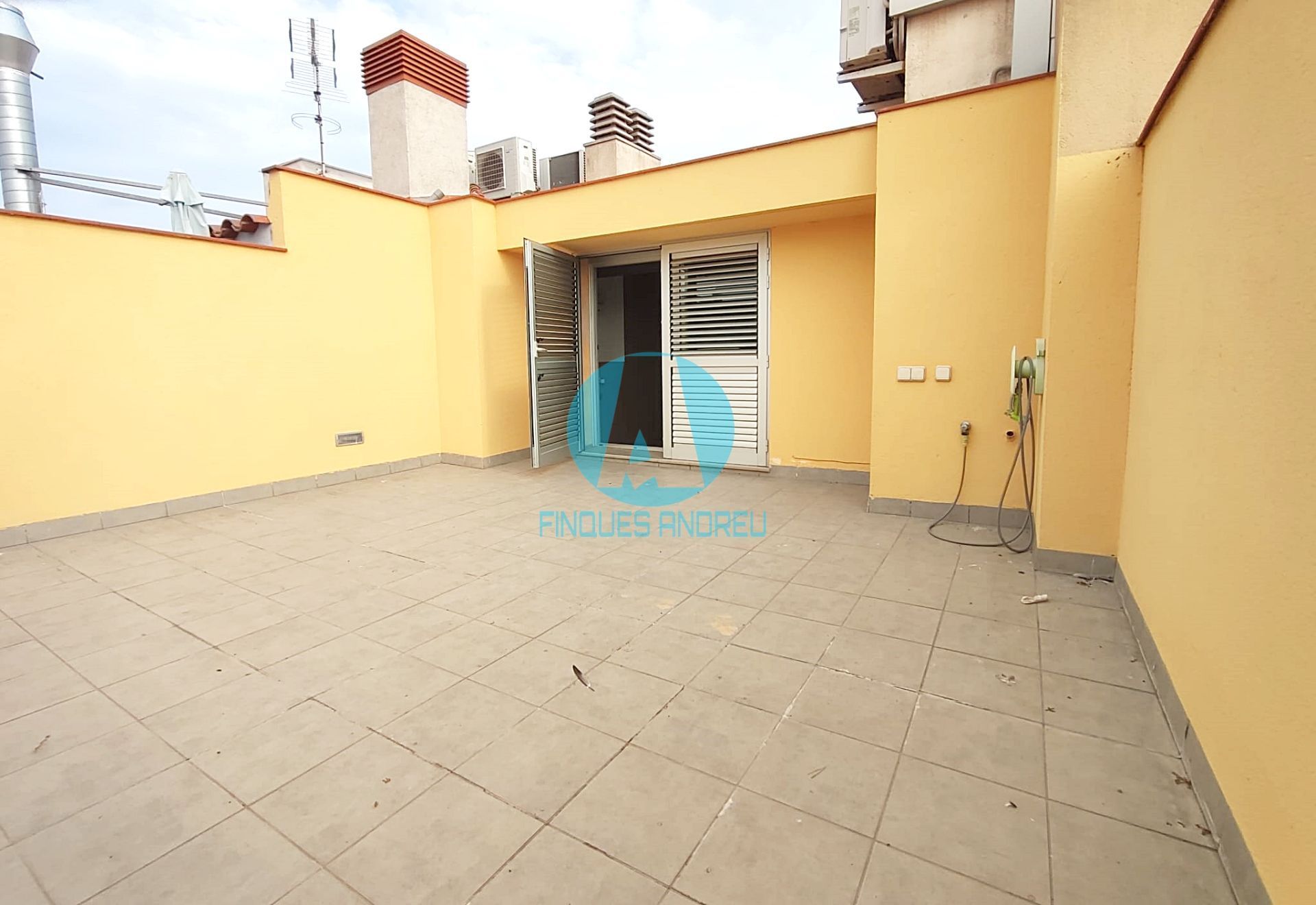 Attic for sale in CAMI RAL, Centre