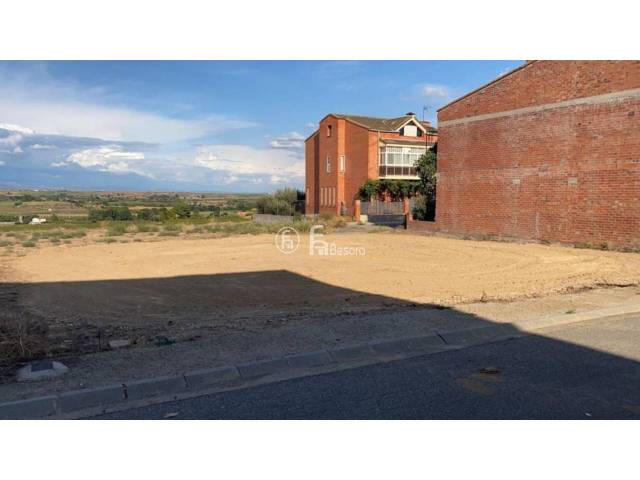 Terreno residencial en Venta en Calle Tarragona en Vilanova de Segrià