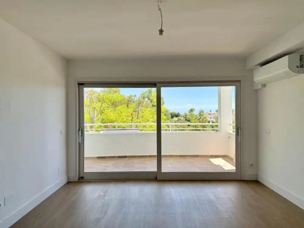 Bedroom of Apartments for sale in Estepona  with Air Conditioner, Terrace and Swimming Pool