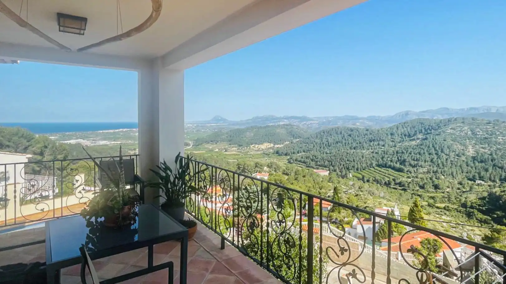 Xalet amb piscina en venda a Oliva pueblo