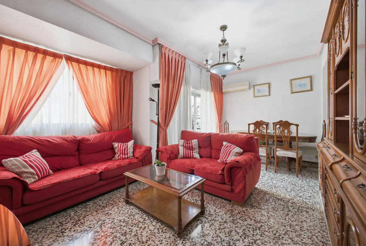 Sala d'estar de Pis en venda en Alaquàs amb Aire condicionat i Balcó