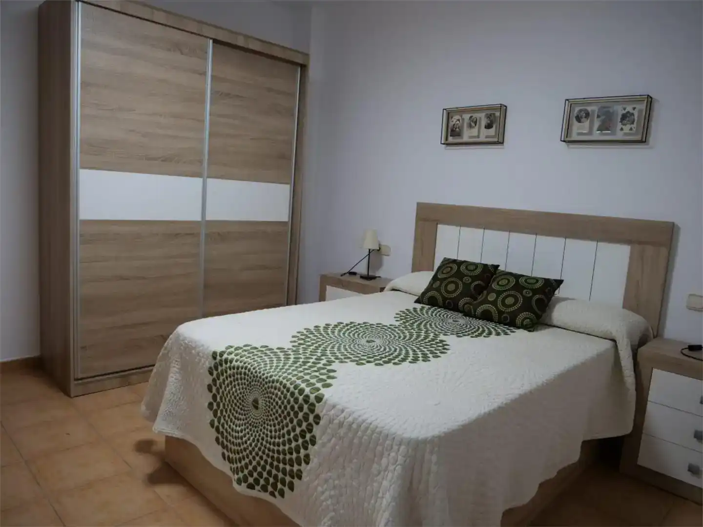 Schlafzimmer von Wohnung zur Miete in Baeza mit Privatgarten, Abstellraum und Möbliert