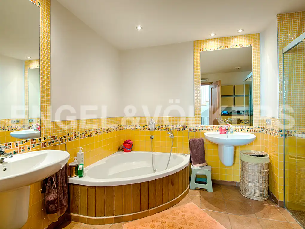 Terraced house with garden for sale in Carrer de González de Soto, imagen 19
