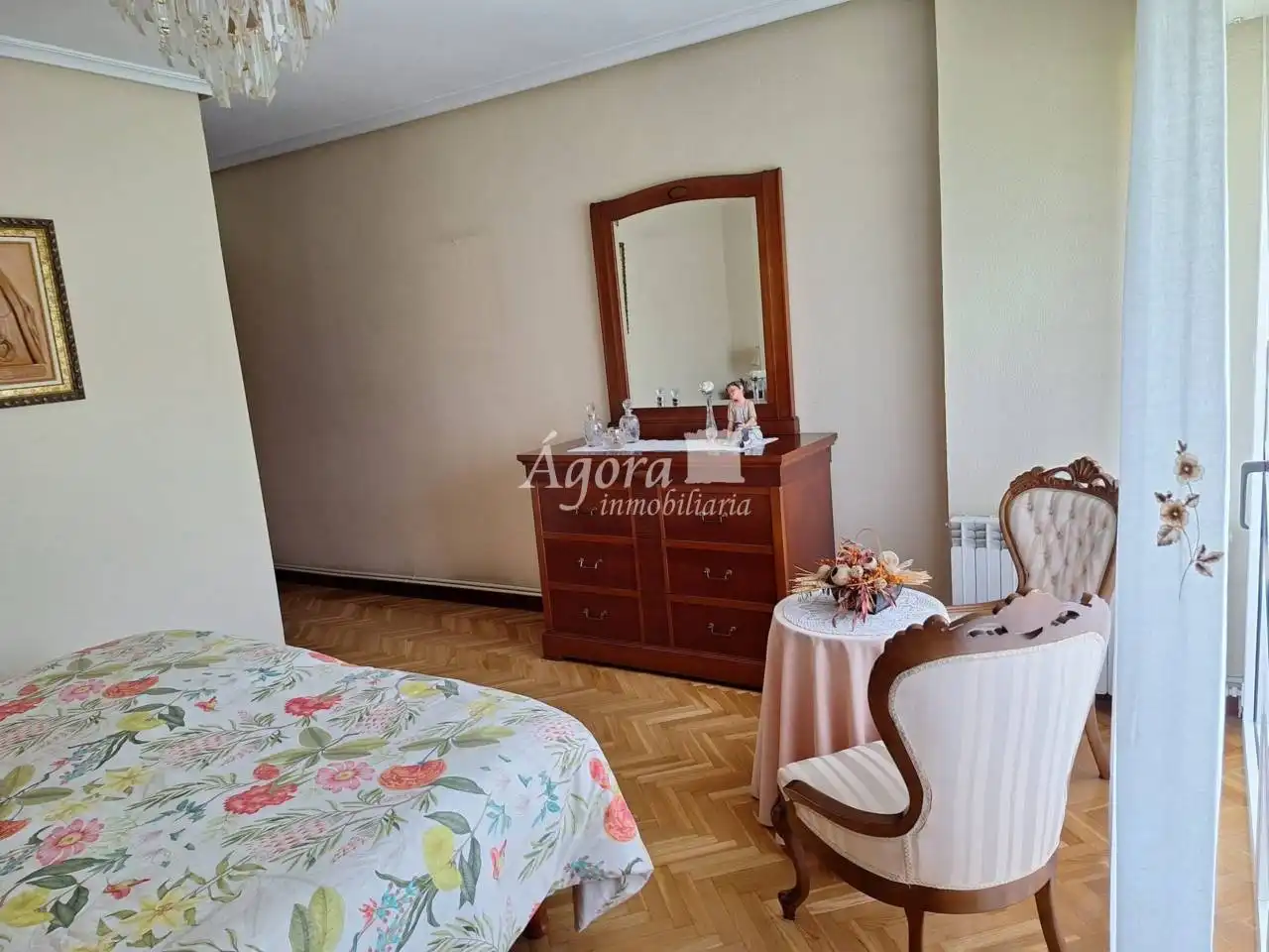 Dormitori de Pis en venda en Valladolid amb Calefacció, Parquet i Terrassa