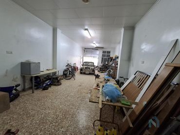 Local comercial en venta en Corts Valencianes