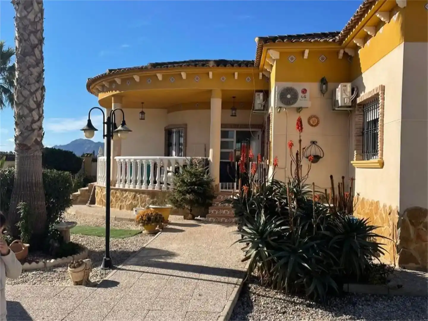 Vista exterior de Finca rústica en venda en Catral amb Aire condicionat, Jardí privat i Parquet