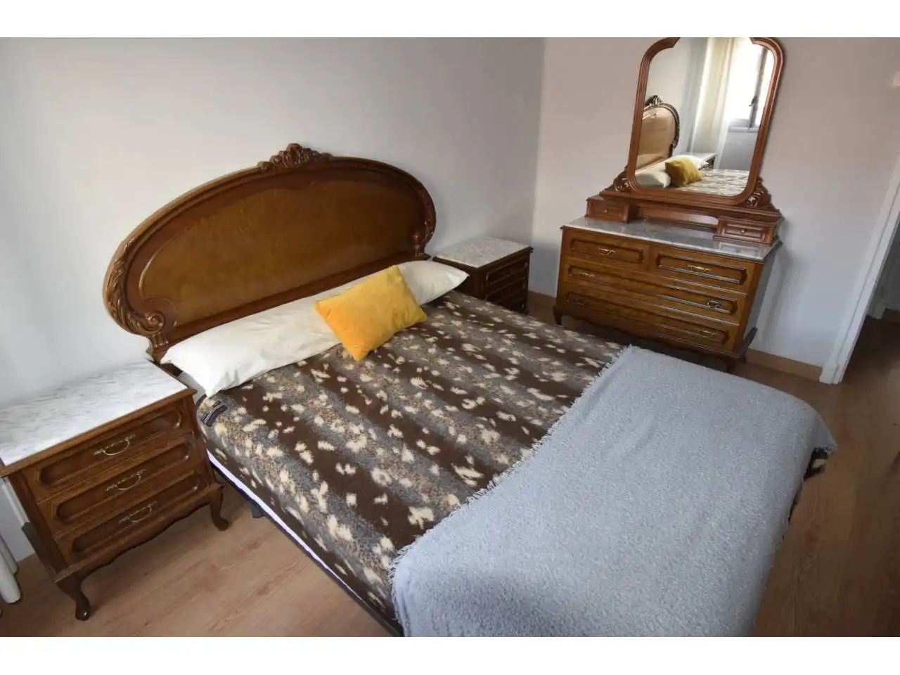 Schlafzimmer von Wohnung zur Miete in León Capital  mit Heizung, Parkett und Möbliert