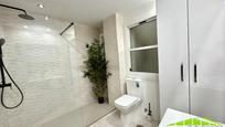 Bathroom of Flat for sale in Arteixo  with Storage room and Alarm