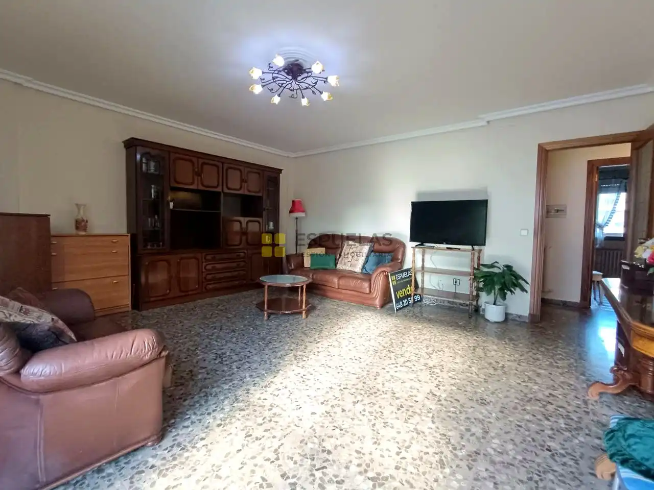 Sala de estar de Piso en venta en Arnedo con Calefacción, Terraza y Trastero