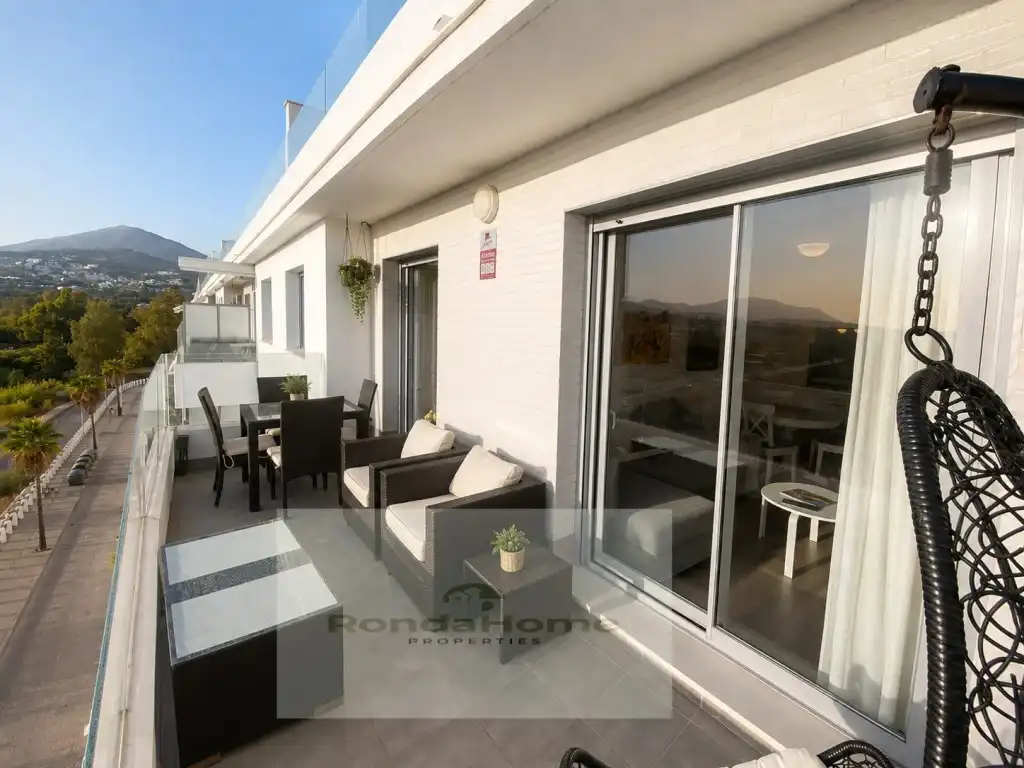 Piso de alquiler en Calle Miguel Delibes-Nva Andalu, Rodeo Alto - Guadaiza - La Campana