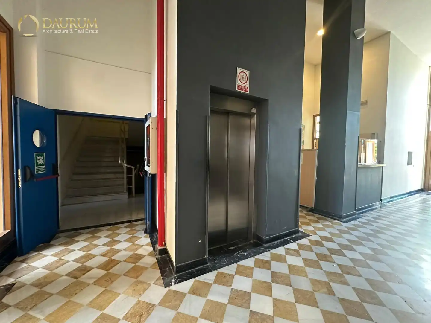 Apartments for sale in Sevilla  with Air Conditioner, Heating and Swimming Pool