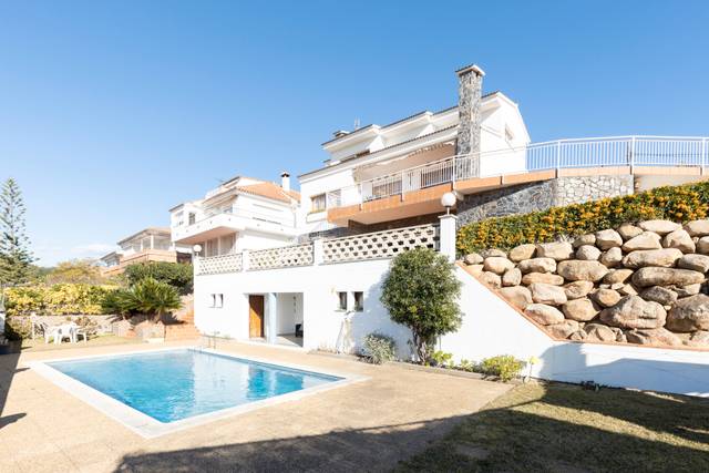 Casa-chalet en Venta en Canet de Mar