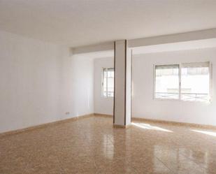 Bedroom of Flat for sale in Cambrils