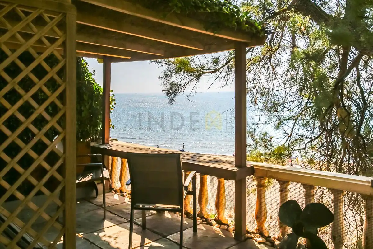 Terrassa de Casa o xalet de lloguer en Vilanova i la Geltrú amb Aire condicionat, Calefacció i Jardí privat