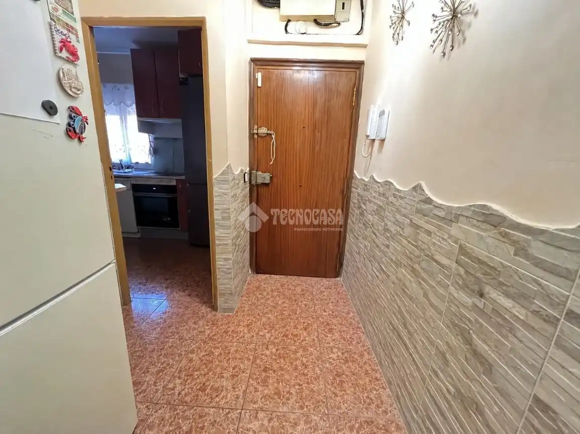 Flat for sale in Torres de la Alameda