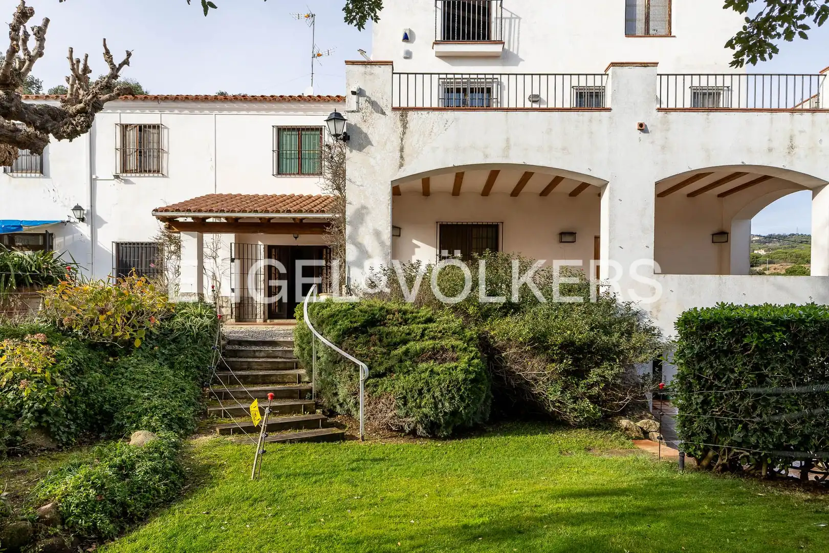 Außenansicht von Country house zum Verkauf in Mataró mit Heizung, Privatgarten und Terrasse
