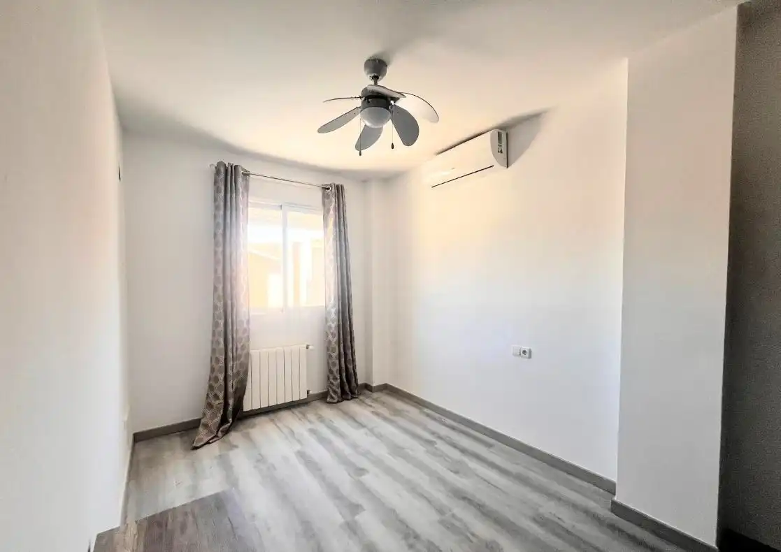 Bedroom of Flat for sale in La Nucia  with Air Conditioner, Private garden and Storage room