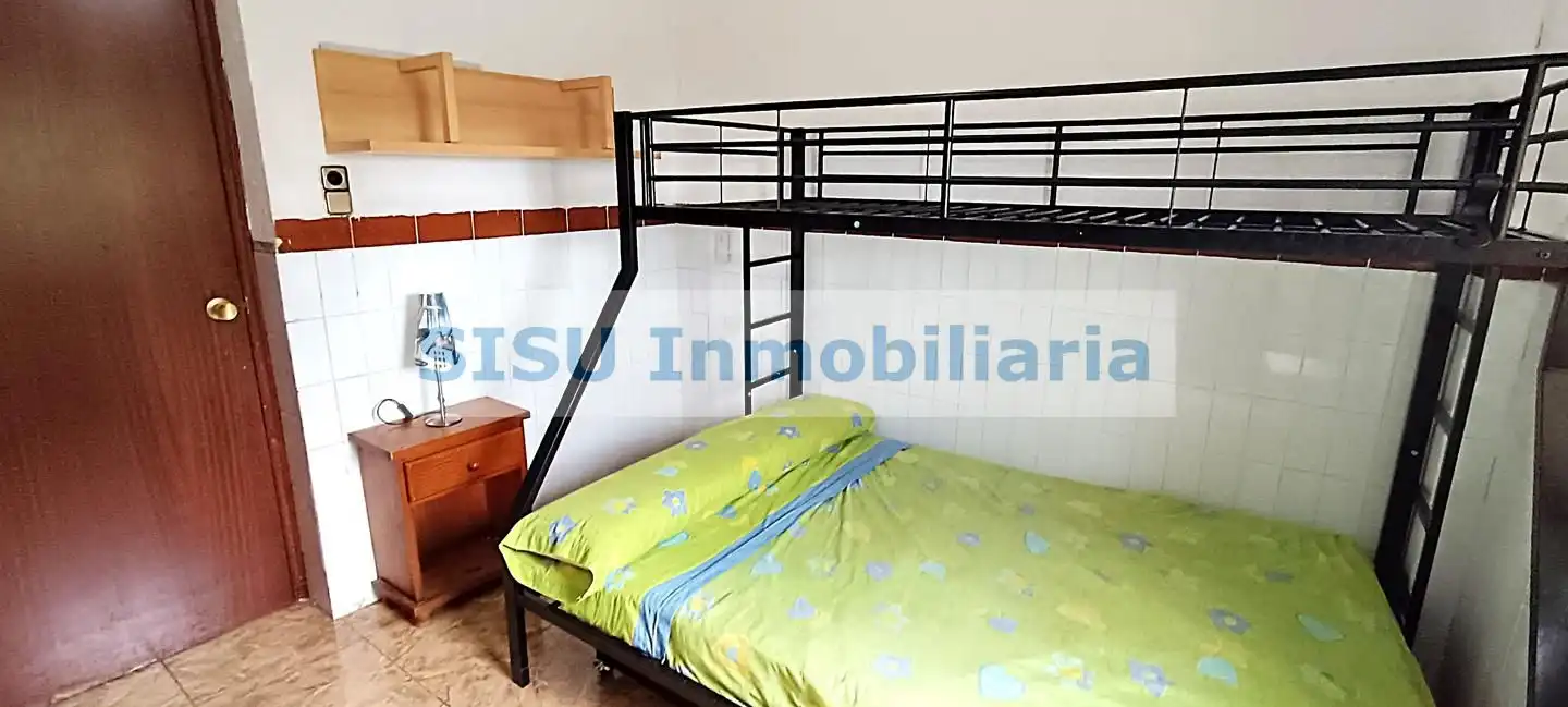 Dormitori de Finca rústica en venda en Llíria amb Jardí privat, Terrassa i Piscina