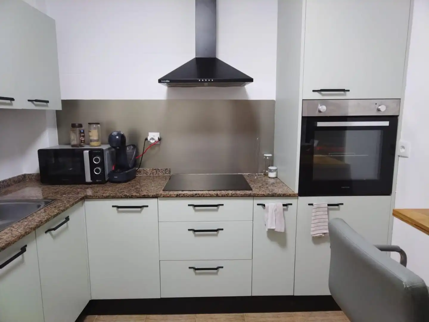 Cocina de Apartamento en venta en Vilanova de Arousa con Calefacción