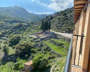 Vista exterior de Dúplex en venda en Chodos / Xodos amb Balcó