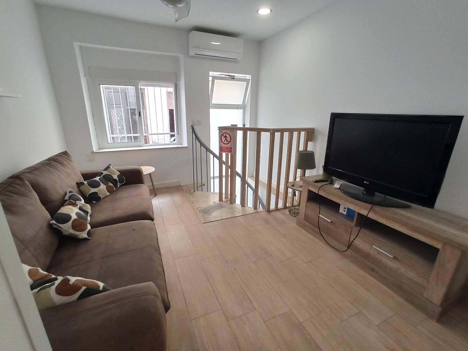 Wohnung zum Verkauf in Elche / Elx mit Klimaanlage und Möbliert