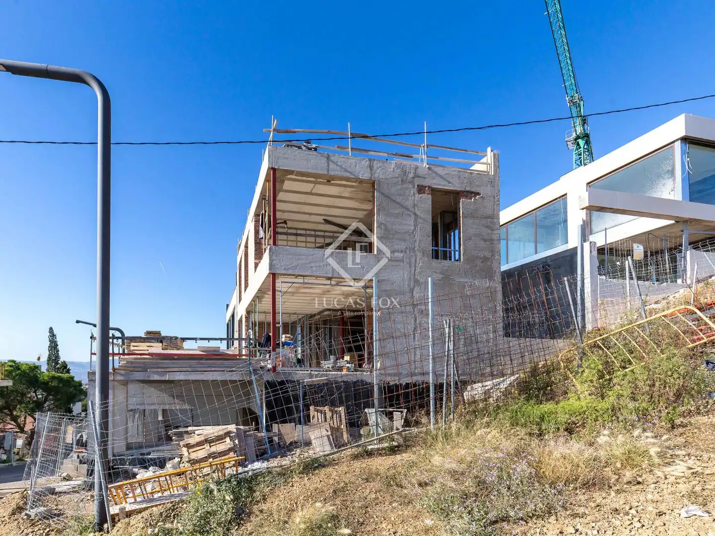 Vista exterior de Casa o xalet en venda en Esplugues de Llobregat amb Aire condicionat, Calefacció i Parquet