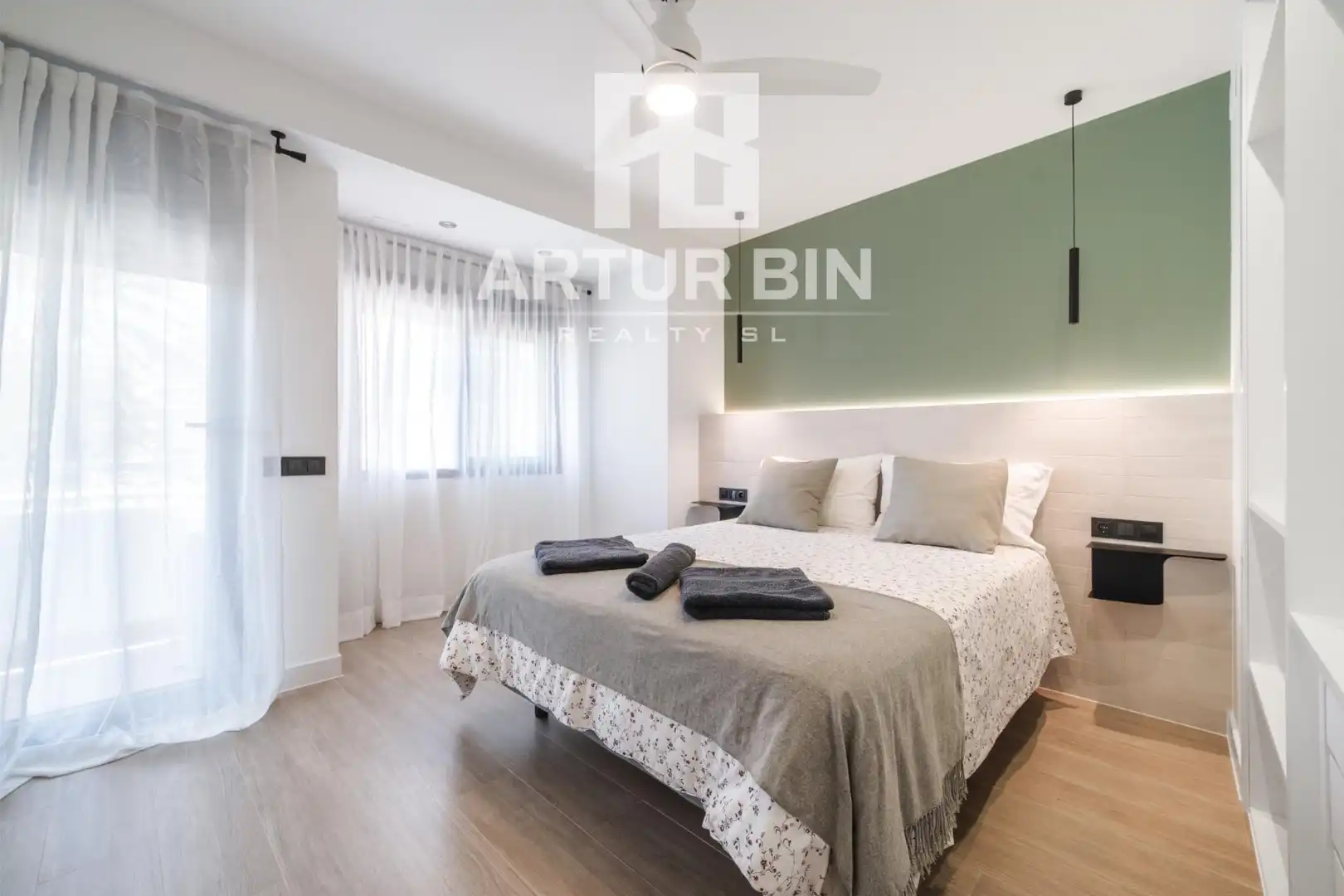 Schlafzimmer von Wohnung zur Miete in Cullera mit Heizung, Terrasse und Balkon
