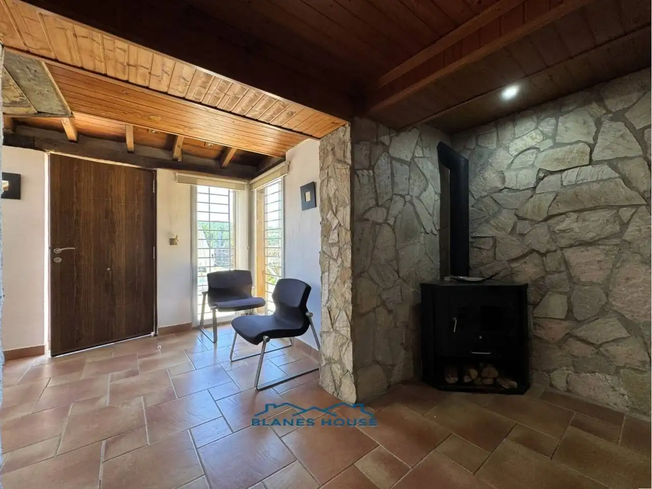 Sala d'estar de Casa o xalet en venda en Tordera amb Aire condicionat, Jardí privat i Terrassa