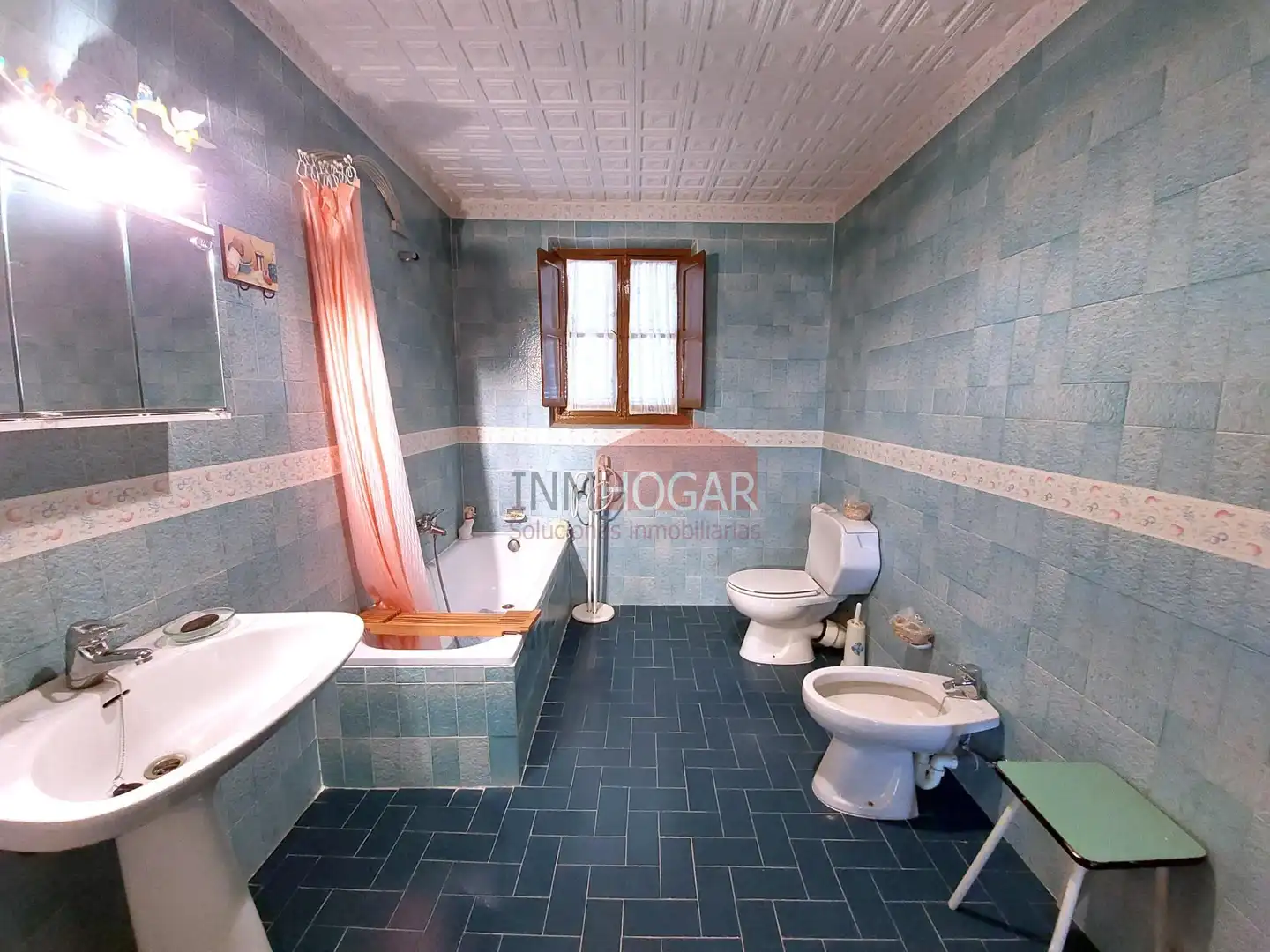 Baño de Casa o chalet en venta en Sanchidrián con Jardín privado, Terraza y Trastero
