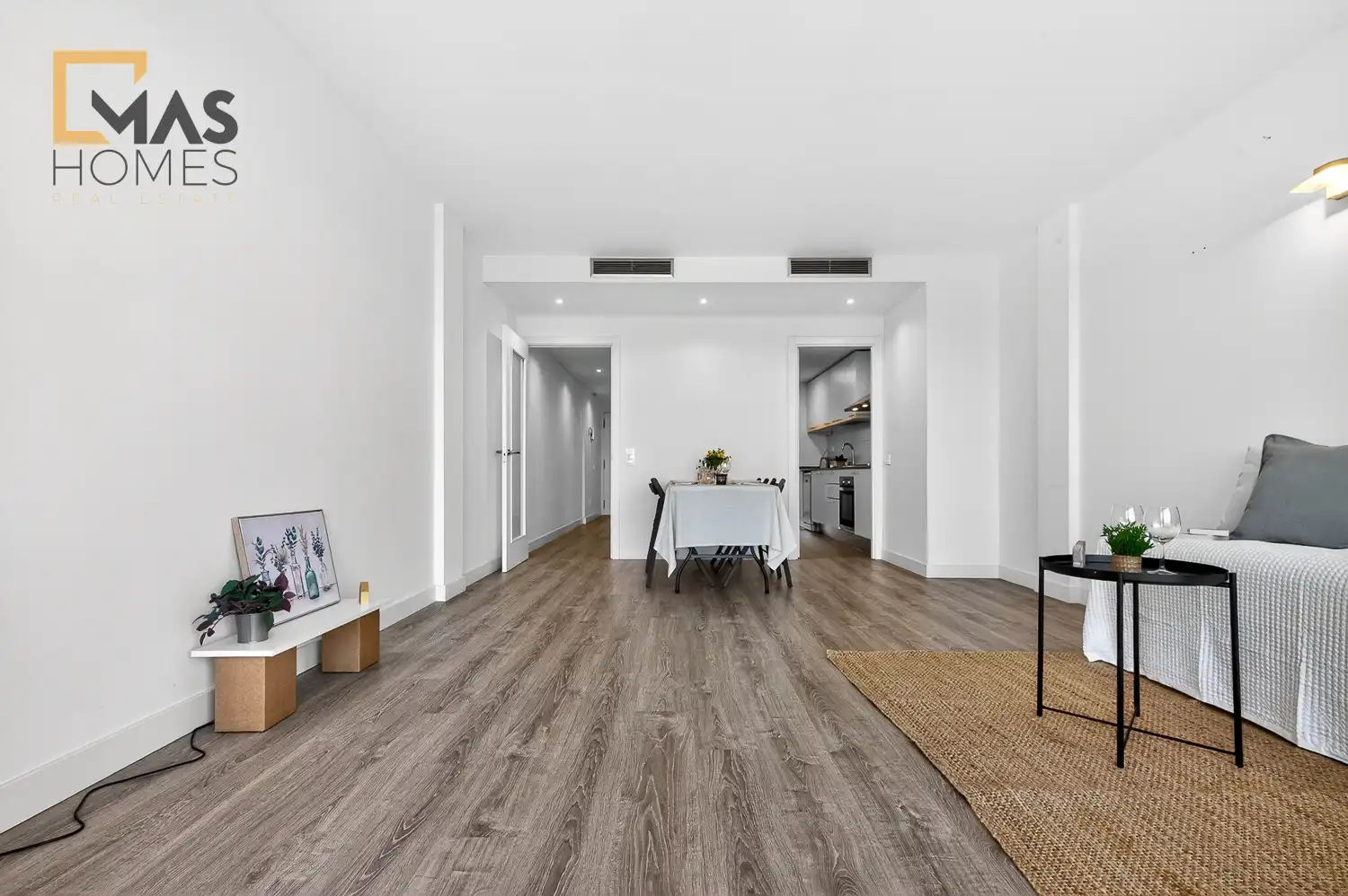 Maisonette zum Verkauf in Sabadell mit Klimaanlage, Heizung und Parkett