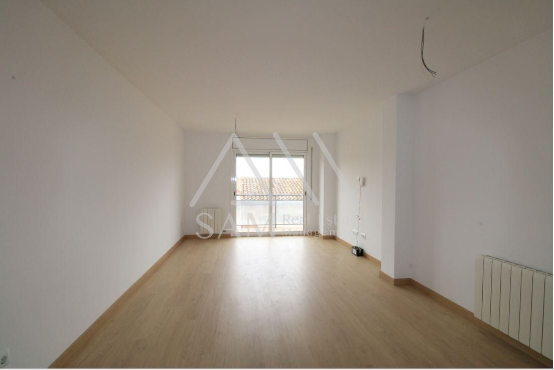 Sala d'estar de Planta baixa en venda en Tàrrega amb Balcó i Piscina comunitària