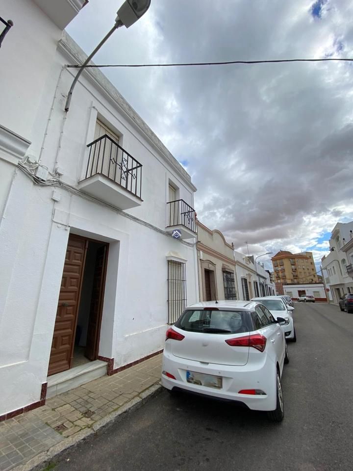 Exterior view of House or chalet for sale in Almendralejo  with Private garden and Terrace
