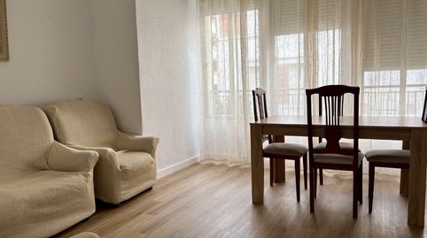 Foto 2 de Piso de alquiler en Calle Alcalde Sanz Noguer, Ciudad Jardín - Zoco, Córdoba Capital