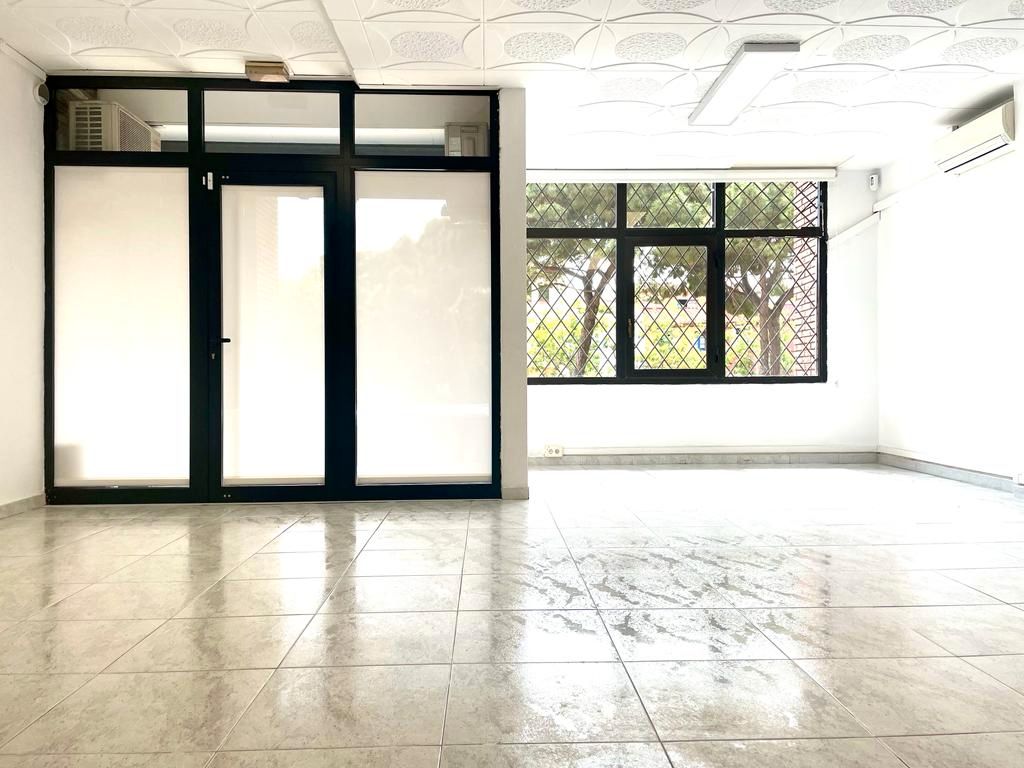 Local de alquiler en Vilassar de Mar con Aire acondicionado