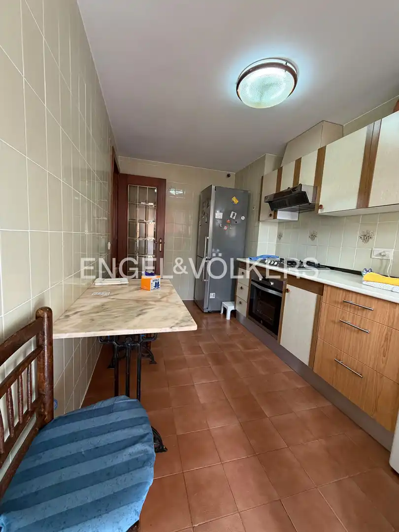Kitchen of Flat for rent in Valencia  with Air Conditioner, Heating and Balcony