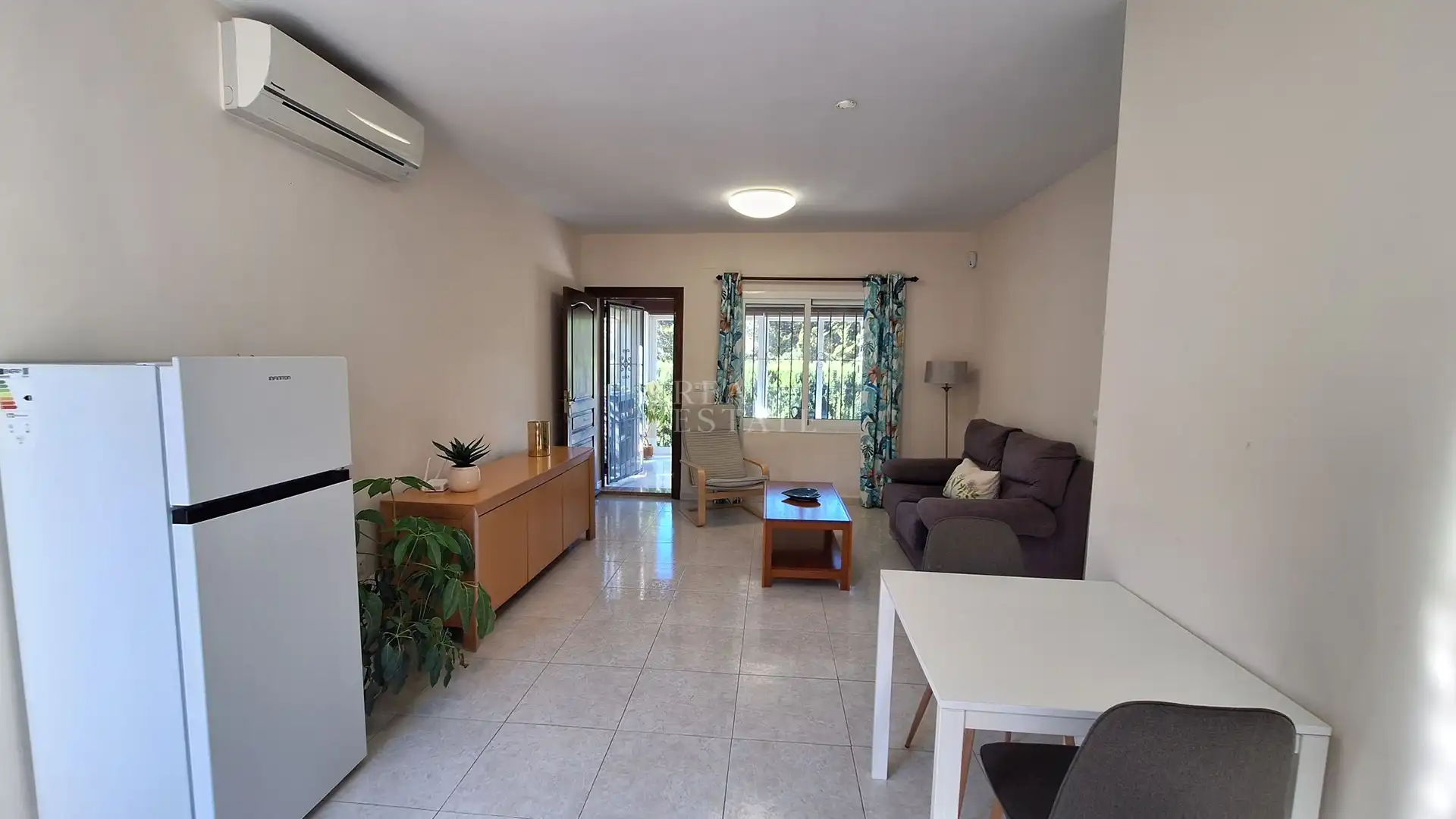 Casa con piscina in vendita a Urbinisation Puerta Del Valle, imagen 7