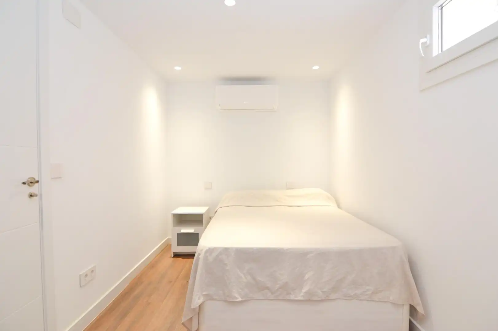 Bedroom of Houses for sale in Casarrubios del Monte  with Air Conditioner, Heating and Private garden