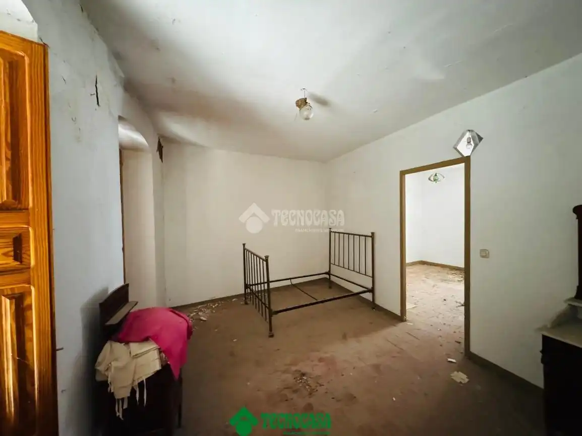 Casa adosada en venta en Montoro
