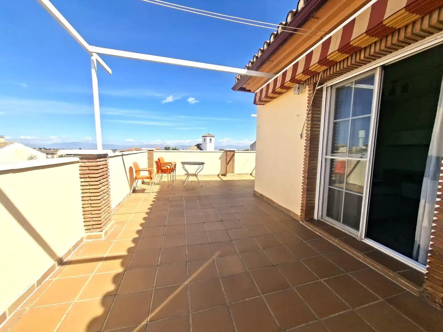 Terraza de Ático de alquiler en Ogíjares con Aire acondicionado, Terraza y Amueblado