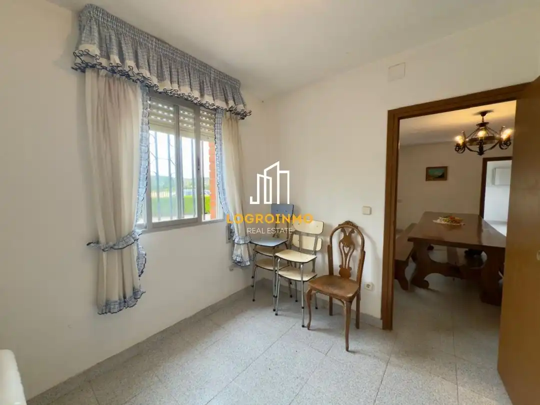 Dormitori de Terreny en venda en Villamediana de Iregua