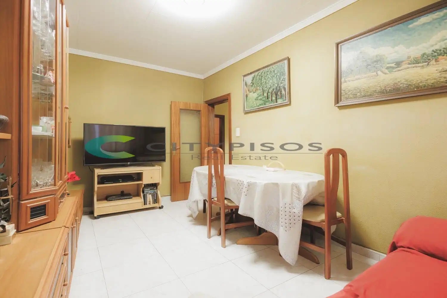 Living room of Flat for sale in Barcelona  with Air Conditioner and Oven